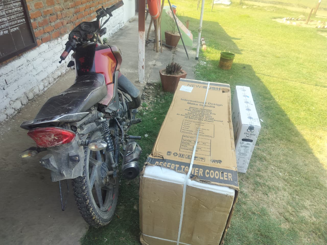 सशस्त्र प्रहरीद्वारा कञ्चनपुरका दुई स्थानबाट करिब सवा तीन लाखको अवैध सामान बरामद