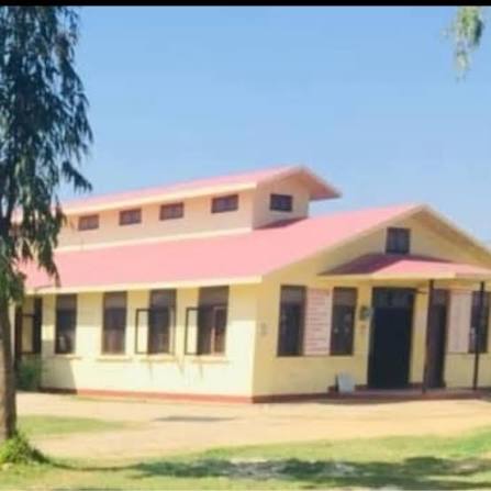 कञ्चनपुरको बेलौरी स्थित श्रीपुर प्राथमिक स्वास्थ्य केन्द्रमा स्वास्थ्य बीमा अन्तर्गतको औषधि वितरण सेवा स्थगित